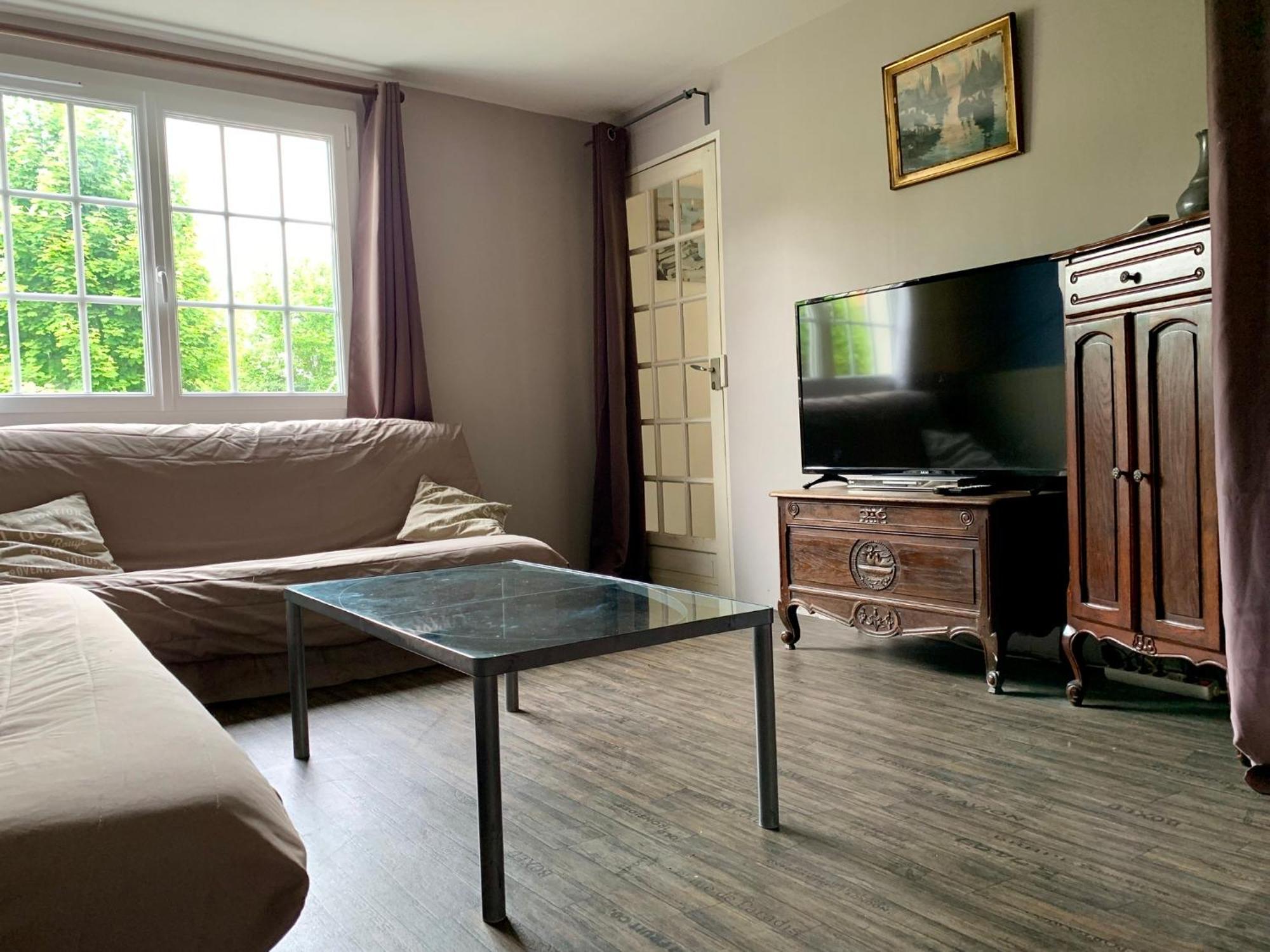 Chez Madame Titus Villa Ormoy-Villers Luaran gambar