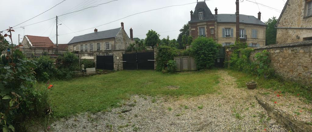 Chez Madame Titus Villa Ormoy-Villers Luaran gambar